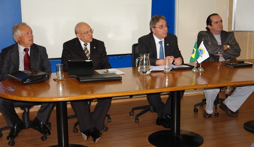 Primeiro vice-presidente, Cláudio Marçal; secretário-geral, Germano Carvalho; presidente, Rogério Bacellar; segundo vice-presidente, Maurício Leonardo