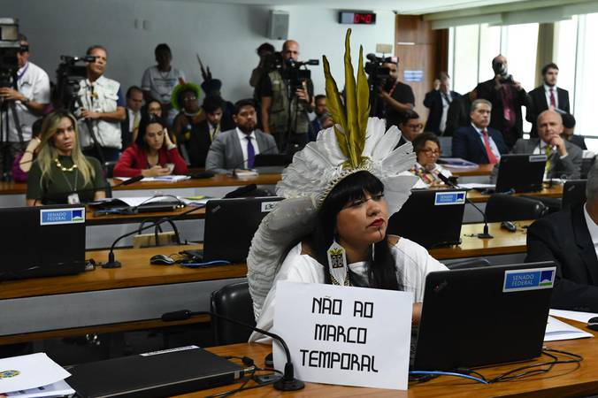 CCJ adia votação do marco temporal para demarcação de terras indígenas